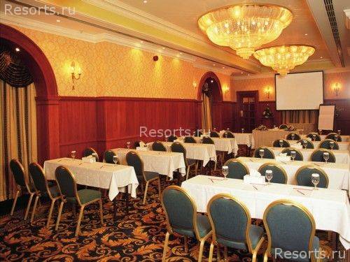 Ramada Continental Hotel 13